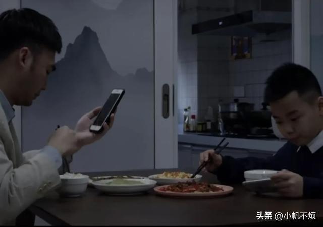 网络热梗吞语言!年轻人咋丢了好好说话的本事?