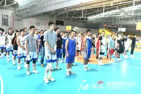 2023年乌鲁木齐市水磨沟区“金石榴杯”全民篮球赛开赛图片