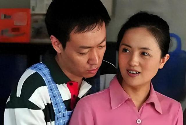 结婚19年痛失爱妻，辛柏青近况引人担忧，好友透露：不见任何人