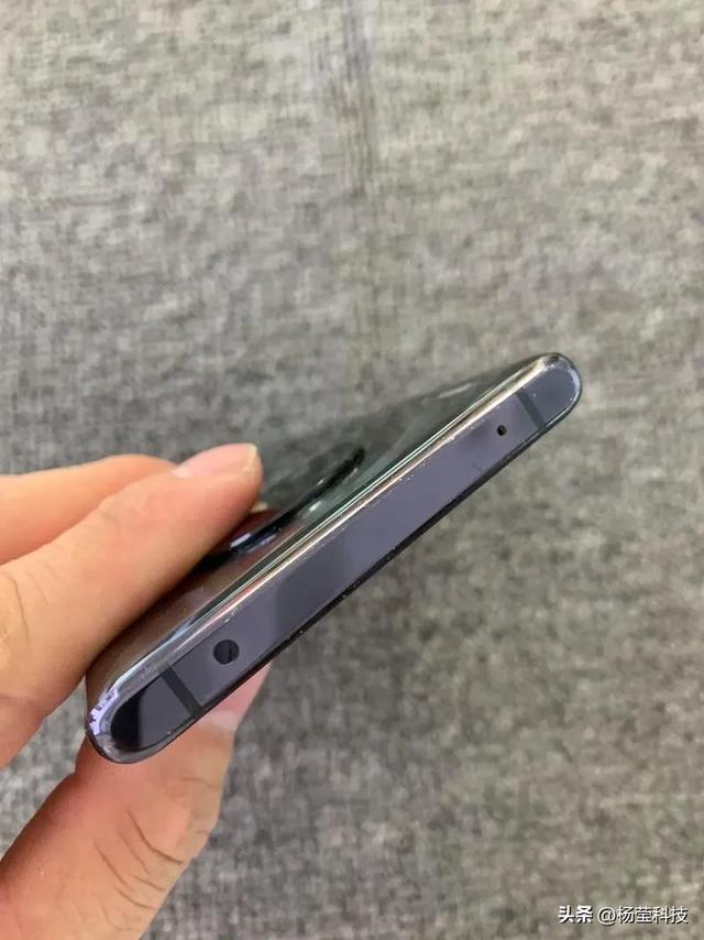 华为Mate 30 Pro价格大降 麒麟5G+鸿蒙加持 昔日旗舰如今千元级