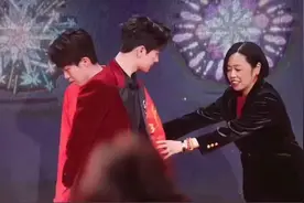可口可乐老总推走王楚钦，官方评论区被粉丝围攻，杨洋粉丝惹众怒图片