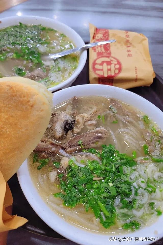 府城漫步丨迎泽初冬，温暖依旧