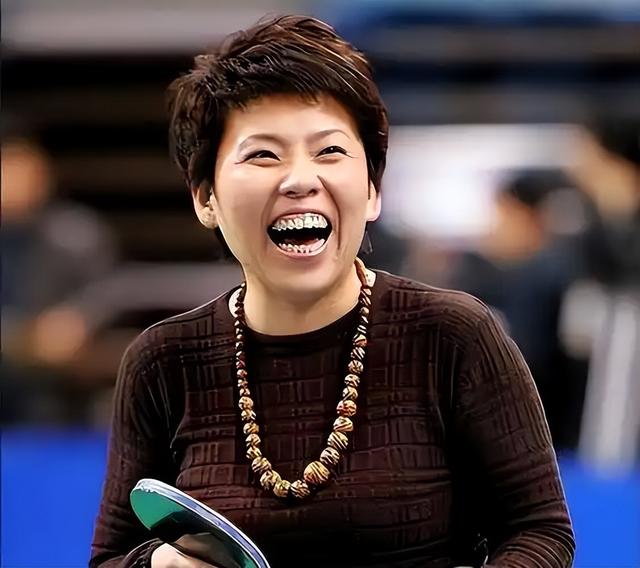 涉贪腐被带走、败光20亿、移民改国籍，邓亚萍身上的谣言太离谱