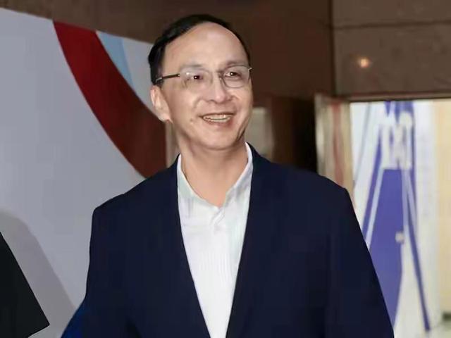 当选不到24小时，郑丽文请求来北京面谈，赖清德朱立伦都没想到