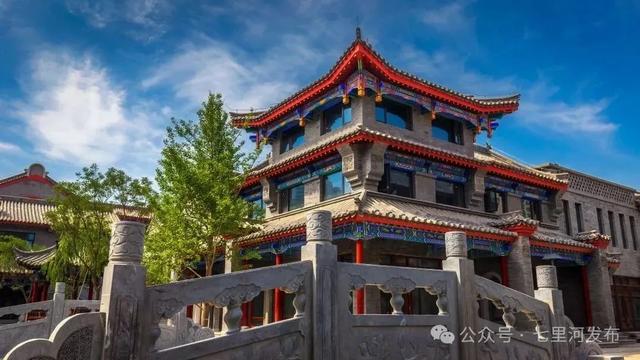 在七里河，和秋天撞了个满怀