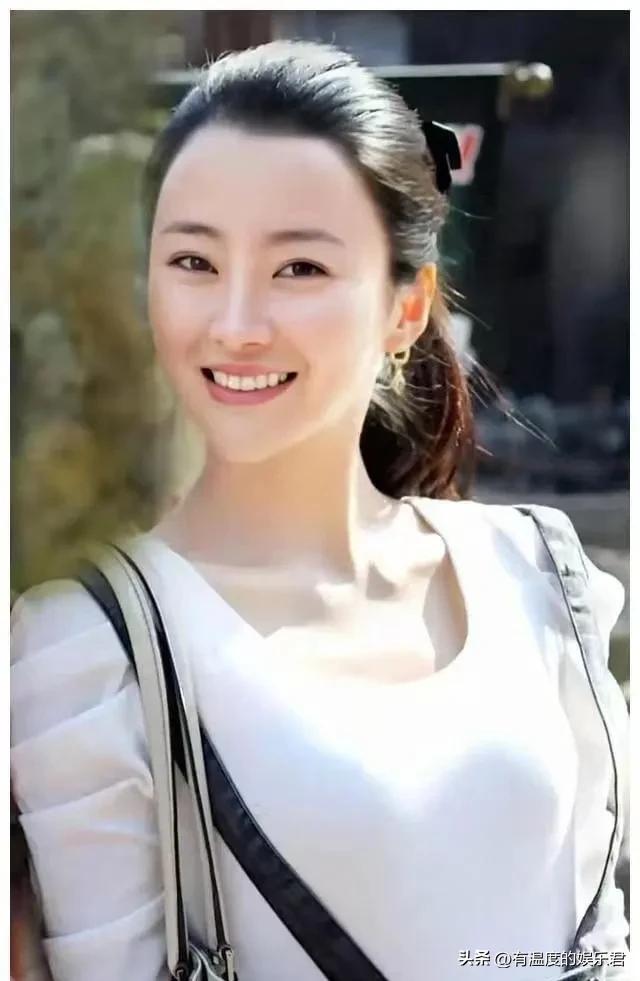 她不愿意被潜规则，出道19年仍叫不出名字，如今像变了一个人