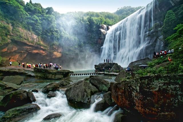 《中国国家地理》评出“中国最美瀑布挑战者榜”，这6个瀑布上榜