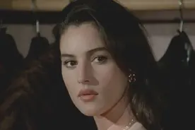 女神莫妮卡·贝鲁奇的10部经典电影，当之无愧的“地球球花”图片