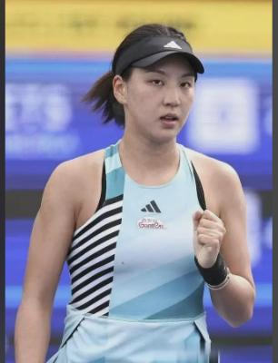 太欺负人了！王欣瑜5小时内被安排打两场，第2场还是头号种子！