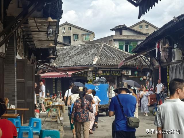 “万里长江第一古镇”，不但有好吃好玩的，还曾撑起中国半壁文脉