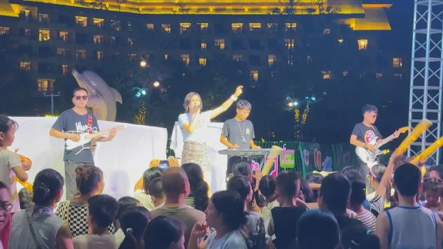 汉川天屿湖“粉红夏日”狂欢季 国潮凤凰秀震撼夜空