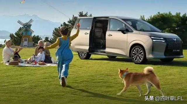 五菱以163.5万年度销量，书写国民出行新史诗，星光730熠熠生辉