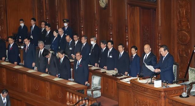 解散倒计时	，高市立下军令状，再次向北京喊话，中方态度很坚决