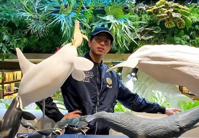 “闲人水哥”王昱珩：20年不上班靠玩成亿万富翁，他凭啥这么狂？