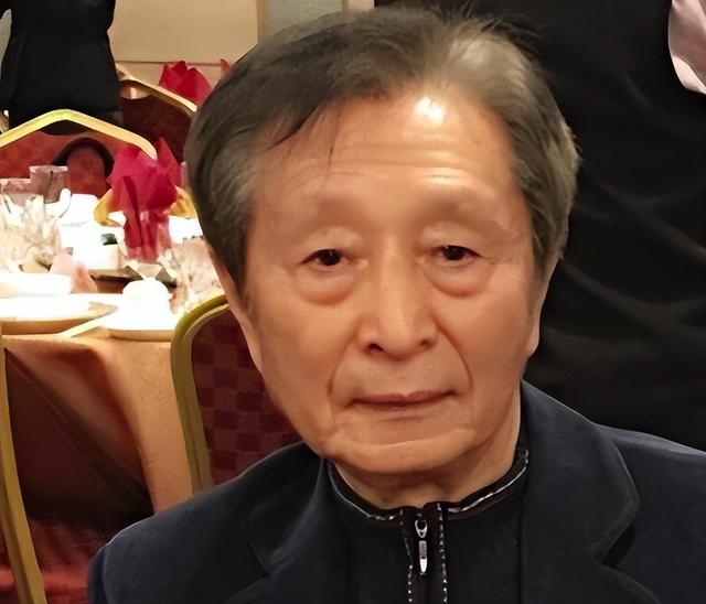 86岁“铁嗓”宋世雄现状：居北京老到认不出，儿女成才后都在国外