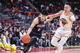 完美收官！吉伦沃特27+8 莫兰德15+14 广东狂胜深圳结束第一阶段图片