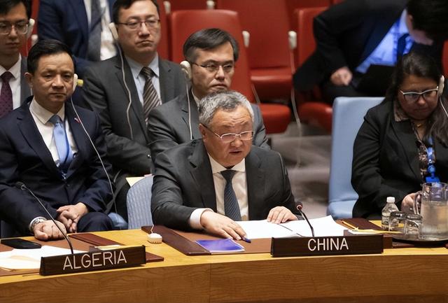 中方精准反制后，高市回应2句话，当着14国的面，傅聪发出通牒