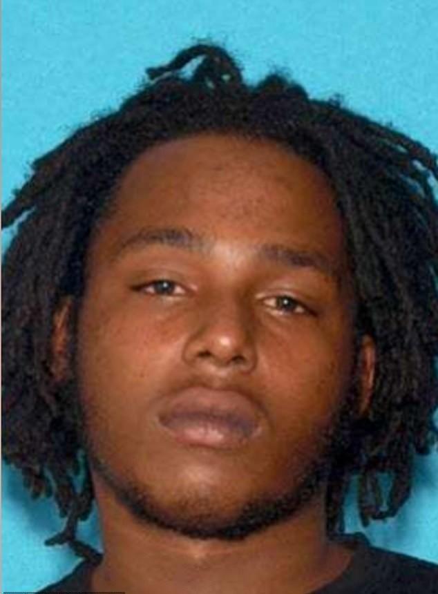 美国11岁女孩在车内遭枪击中头部，父亲：我感觉自己的心被撕碎了