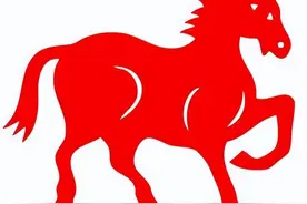 生肖马：在这4个时辰出生，命里带金，一生吃喝不愁图片