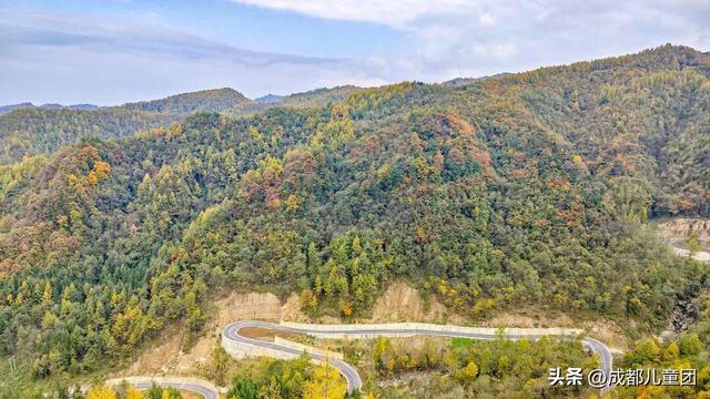 成都不远！这三个地方的红叶，美得很超过！