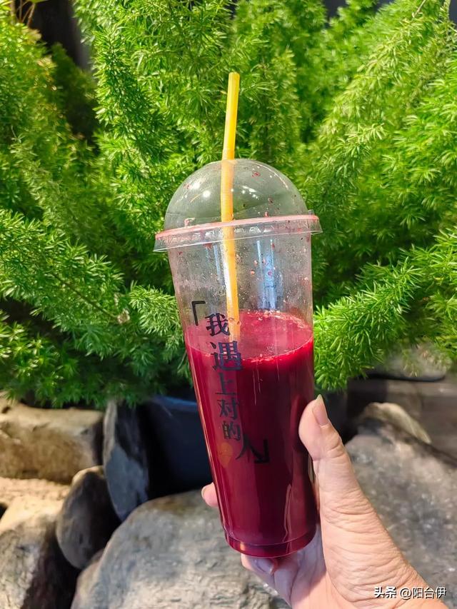 夜游大理古城：繁华背后的别样体验