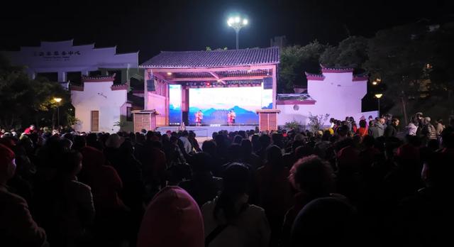 贵州贞丰:秋冬旅游添新趣 特色活动引客来