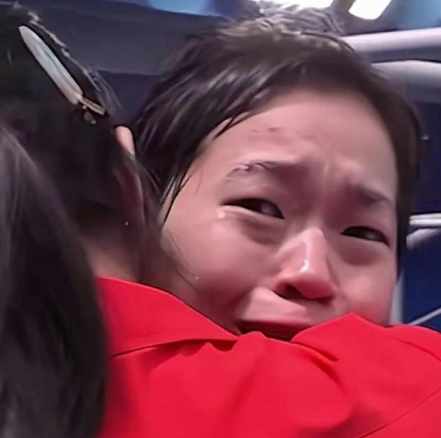 豪宅风波升级！专家建议拆除全红婵雕像，樊振东的话终于有人信了