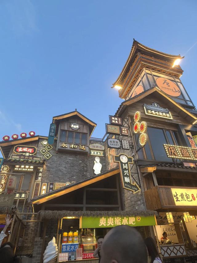这是距离北京300公里内最值得玩的地方！一定要收藏好，周末去！