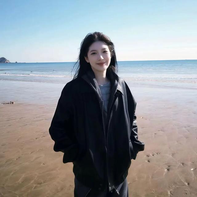 发现一组超级好看的头像