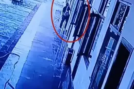 女子称“被人两次刷开房门”！酒店回应图片