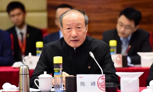 比恒大还惨！中国第二大民企轰然倒塌，负债7500亿，创始人被抓