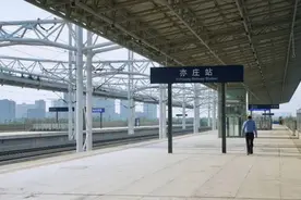 明天起，京津城际运行图调整！图片