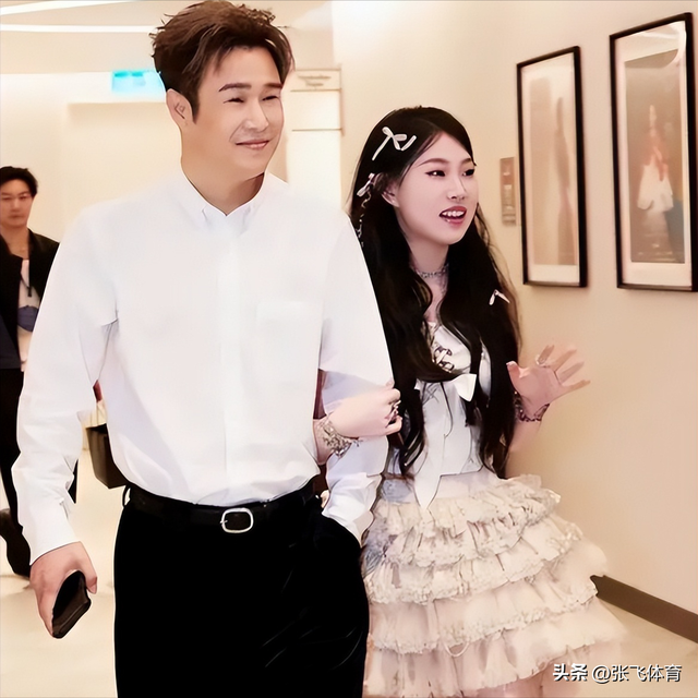 赵本山没想到，爱徒宋晓峰因为女儿闺蜜的爆料，体面被撕得粉碎！