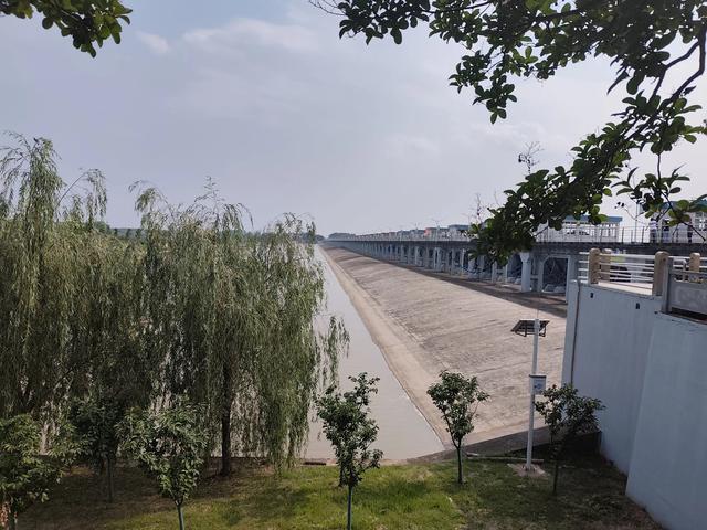 南闸和北闸