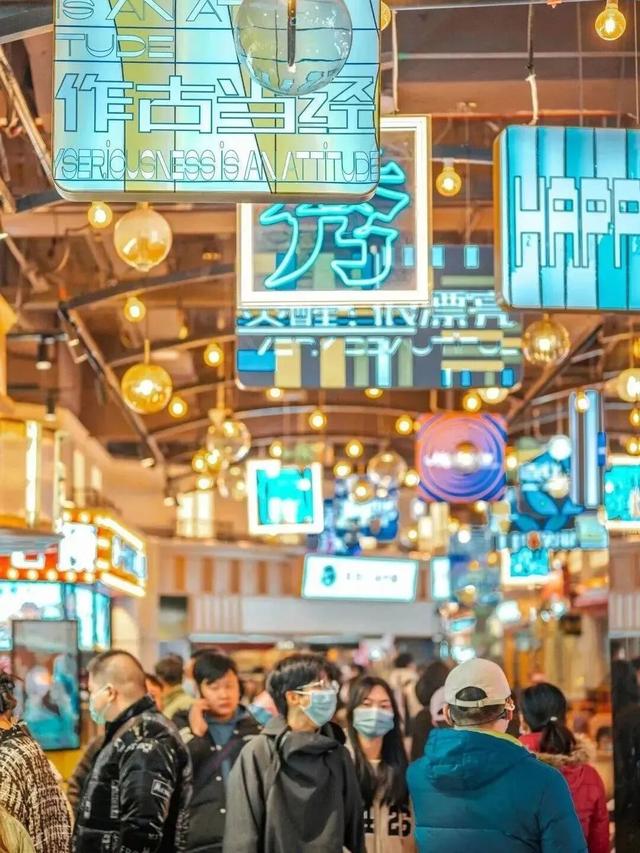 来汉口 逛江汉 | 大学生超友好！不出地铁站如何玩转江汉？