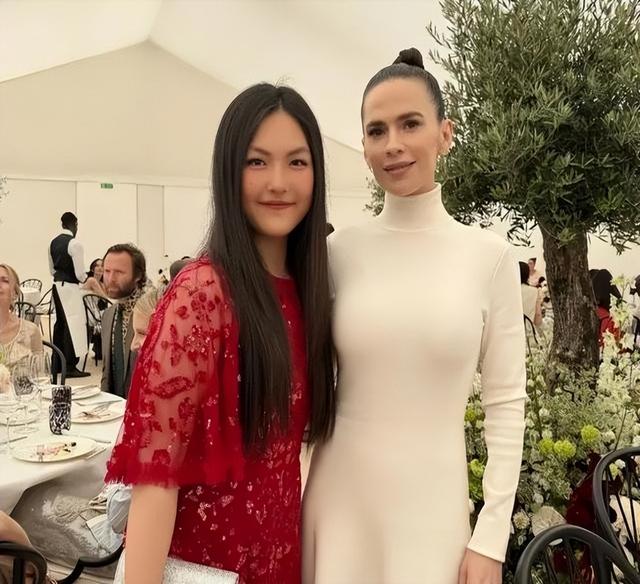 李湘风波再升级！被曝泰国求子只是冰山一角，11年前怀二胎被扒
