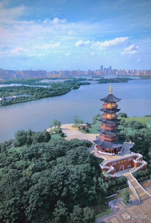 我是南昌人，刚从河南郑州回来，实在忍不住想说：对郑州五点印象