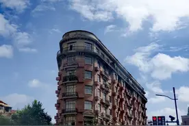 漫步武康路，来一场穿越时空之旅图片