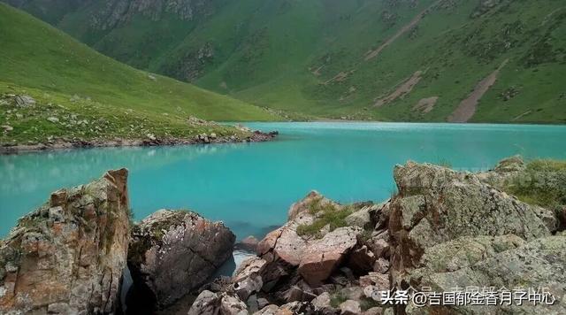 出发吉尔吉斯斯坦合法试管生子，这10处旅游热门地一定要知道！