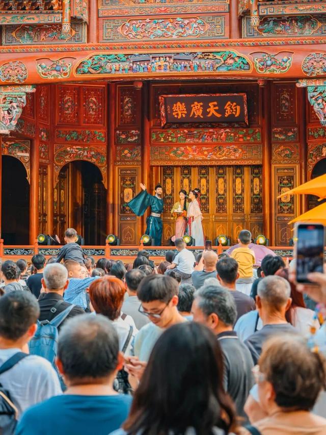 万里长江第一城，何处最“宜宾”？501的答案藏着千年烟火与团圆味