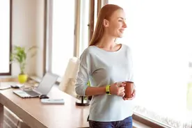 求人办事到底是先送礼还是后送礼？不懂这6点潜规则，送了也白送图片