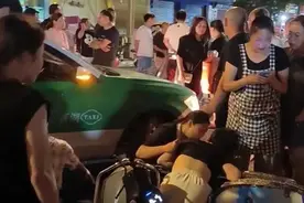 乐山警方通报：彭某驾车撞伤多人逃逸，刑拘图片