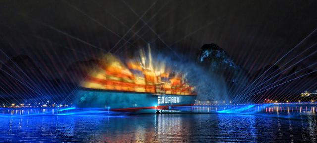 云浮好“夜”！“光”速出圈→