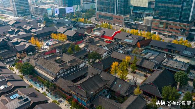 从未高悬云端仙界，自始便与市井互通呼吸——金秋大慈寺