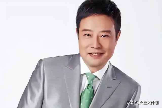 没想到，主持央视天气预报将近30年的宋英杰，竟是兼职的"临时工"