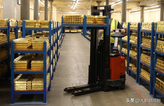 黄金的这轮牛市，真的走到尽头了吗？金价上涨的逻辑到底变没变？