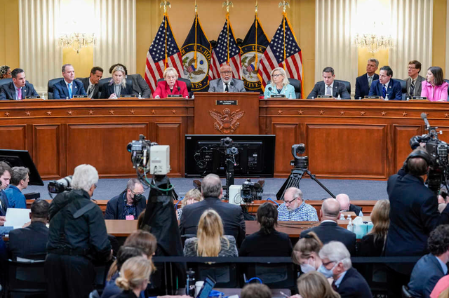 美国国会：五大厂商卖给中国380亿美元设备，美国需要制裁全世界​