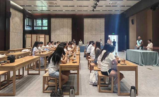 青春逐梦江南行 科技人文共潮生 2025中国科协海智青年科技志愿服务夏令营（浙江）在“浙里”映照世界