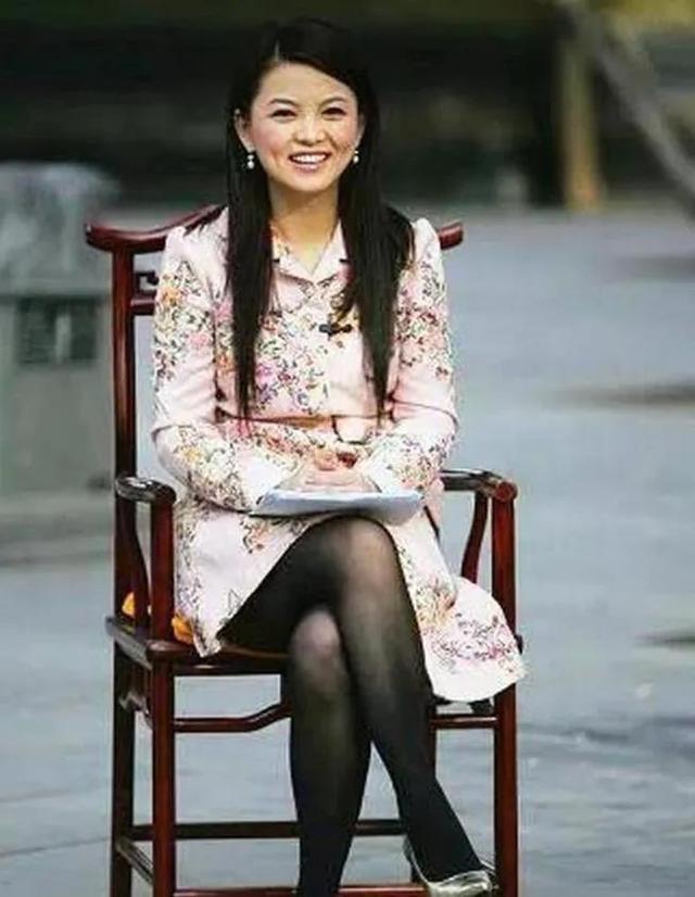 李湘不忍了！公开回应与释永信的真实关系，亲吻照的真相终于大白