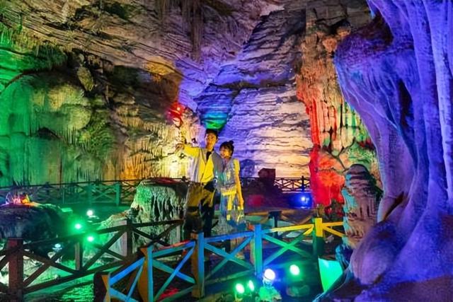 重庆登高大满贯第一站·云阳站——报名勇攀云阳之巅，3大景区门票立享5折优惠